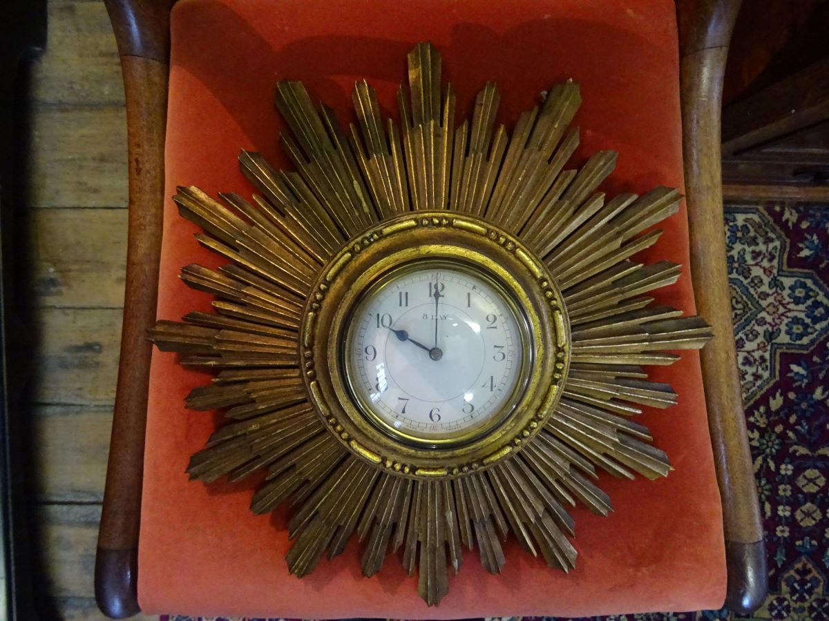 Art Deco Sunbrst Clock