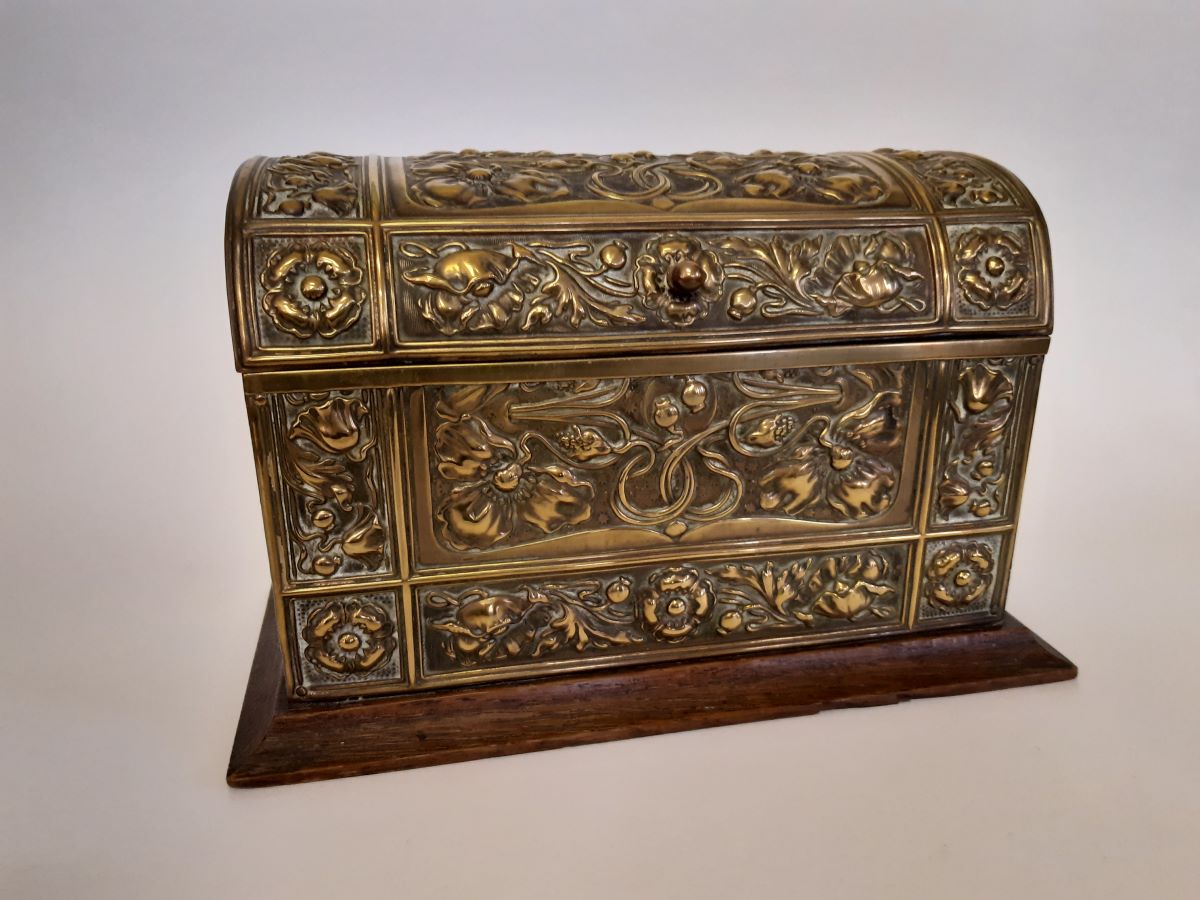 Art Nouveau Stationery box