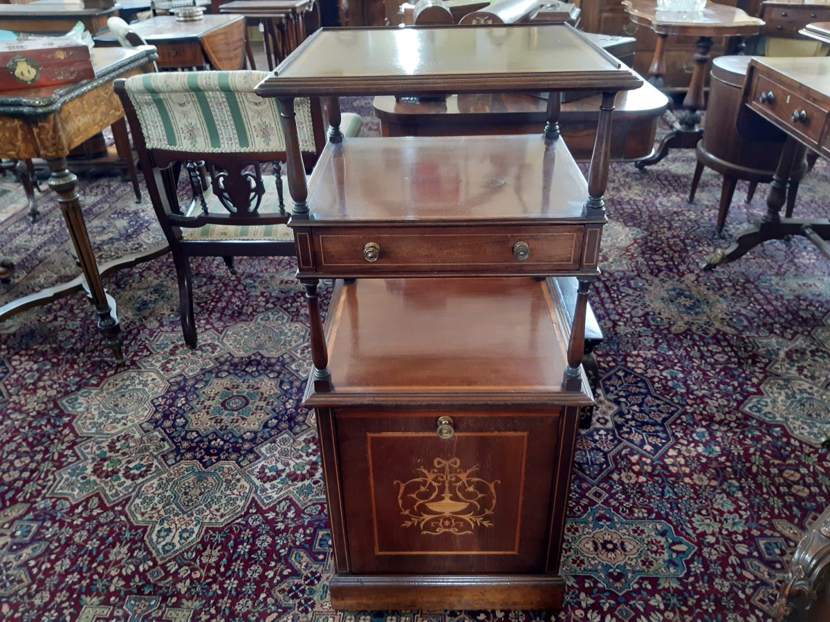 Edwardian mahogany canterbury whatnot