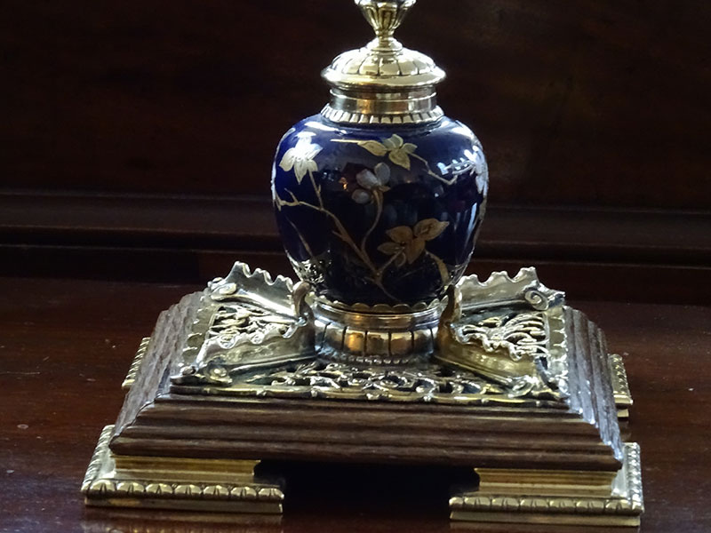 Victorian ceramic inkwell
