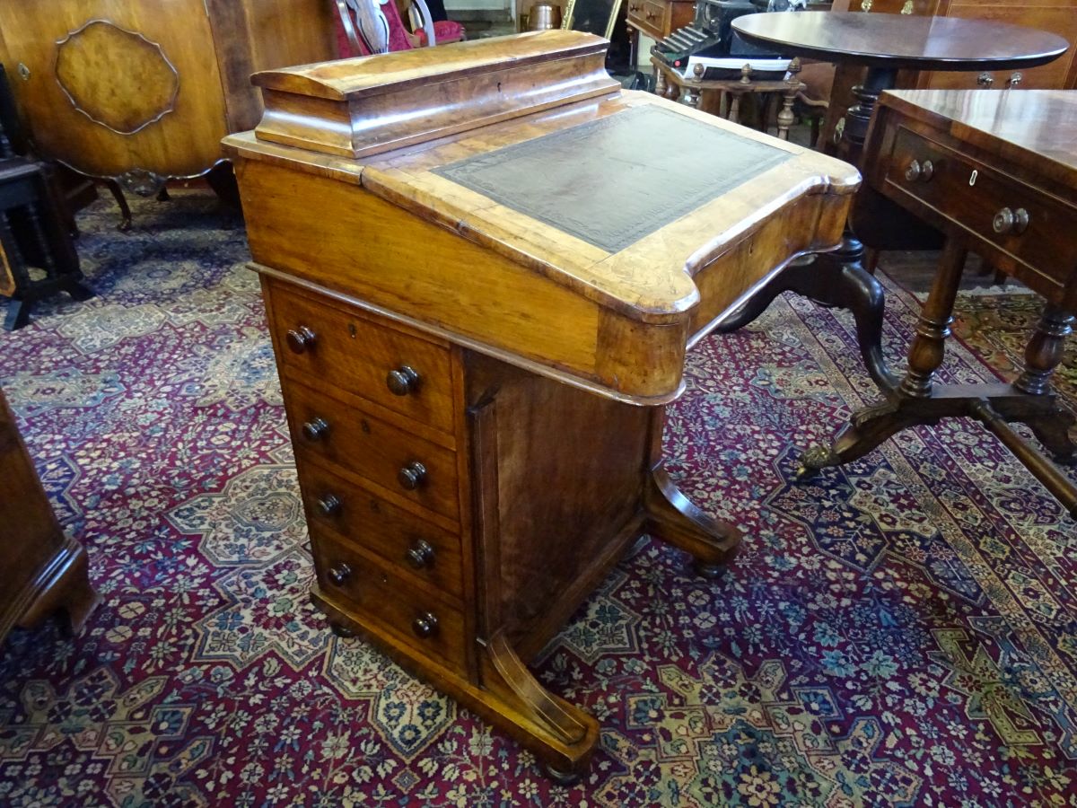 Victorian burr walnut Davenport