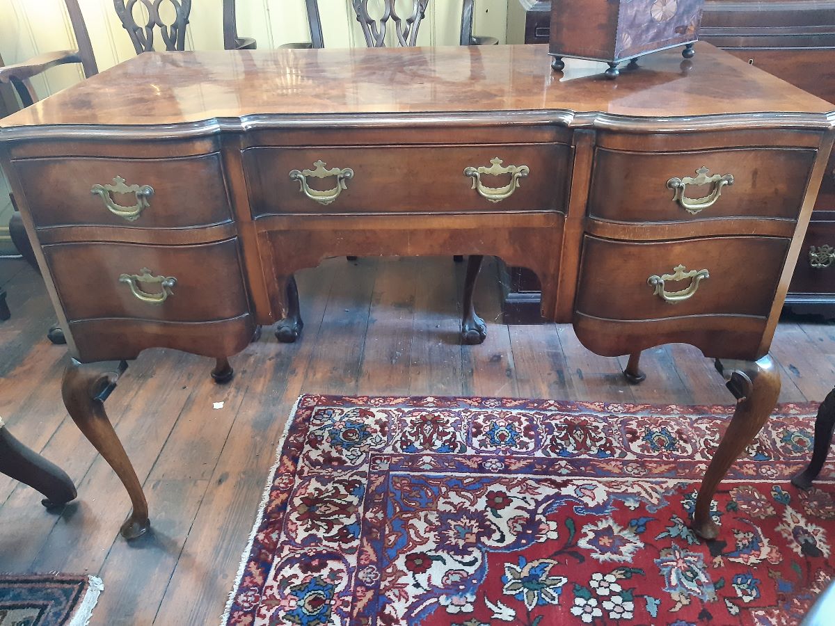 Edwardian kneehole writing desk