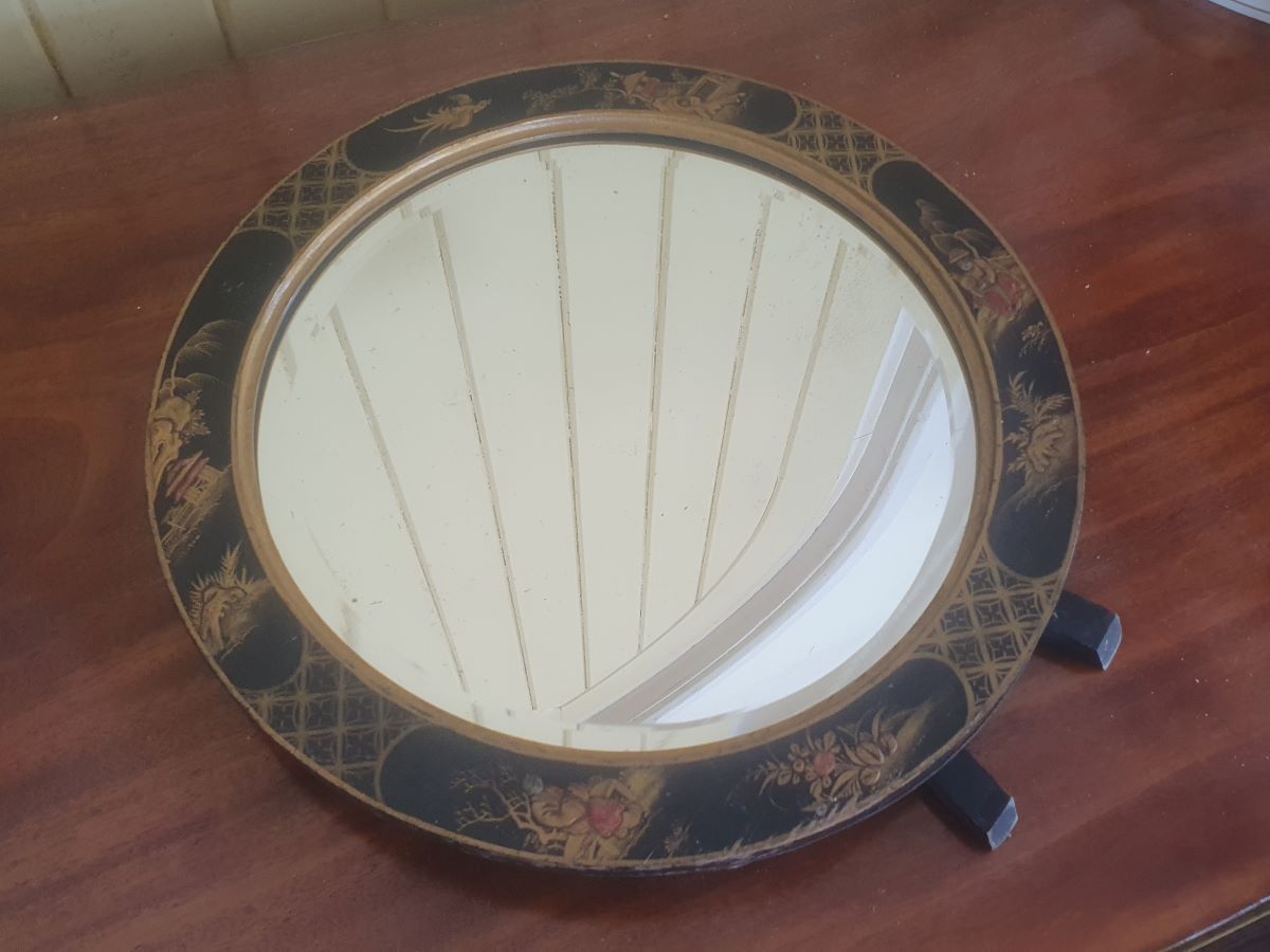 Chinoiserie Round Mirror
