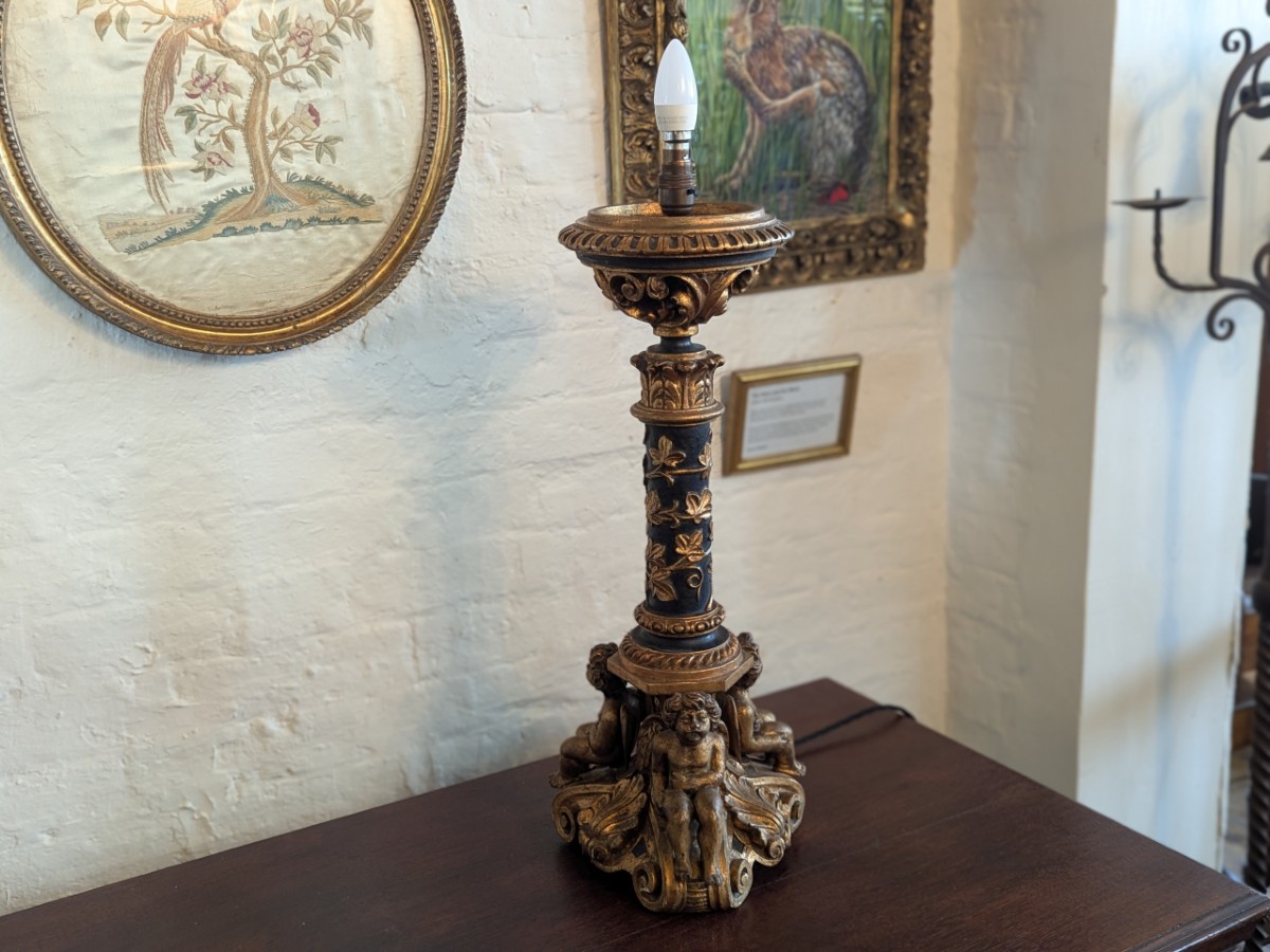 19th Century Parcel Gilt Carved Wood Italian Table Lamp