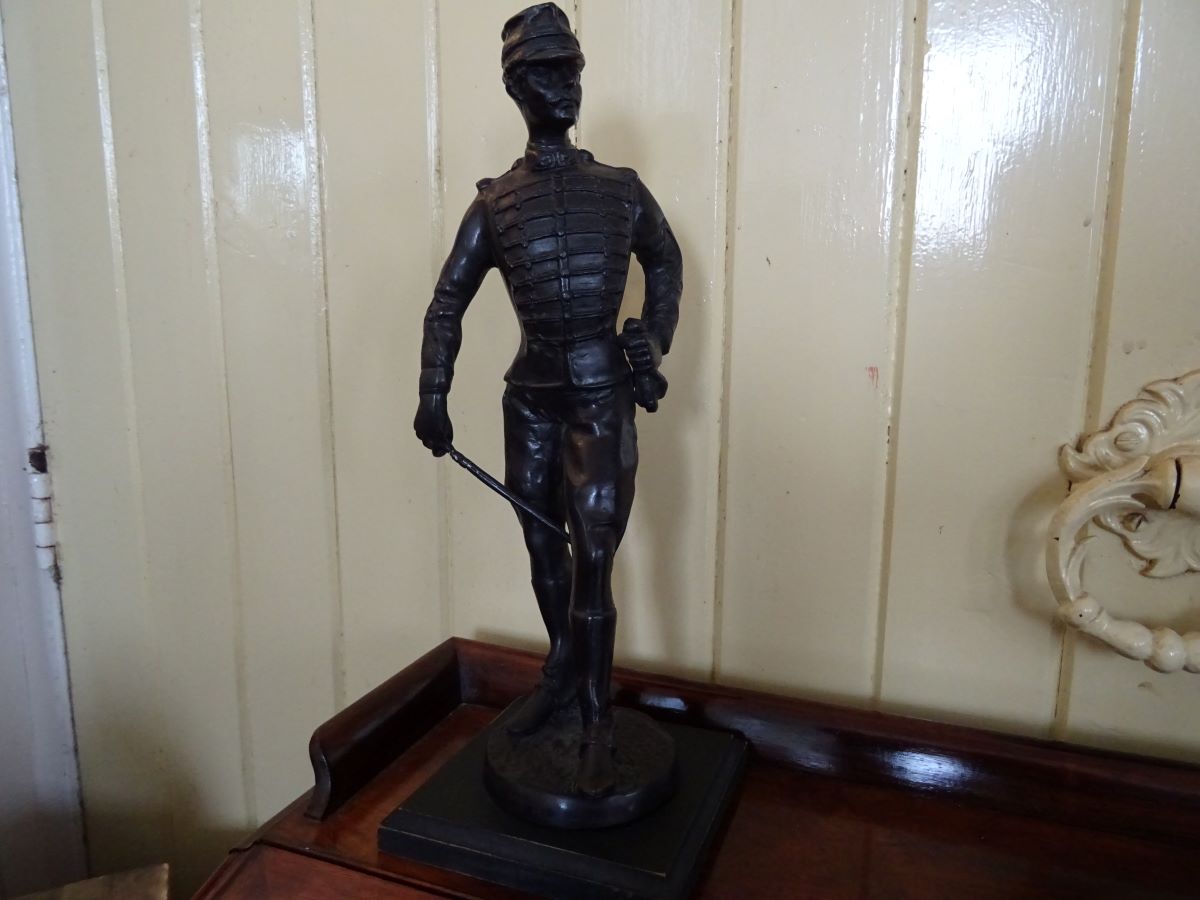 Bronze Hussar