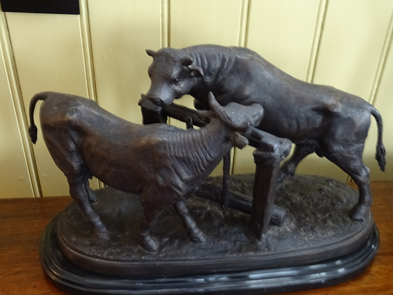 Early 20th. Century Bronze Sculpture of a Bull and Cow on Marble Base