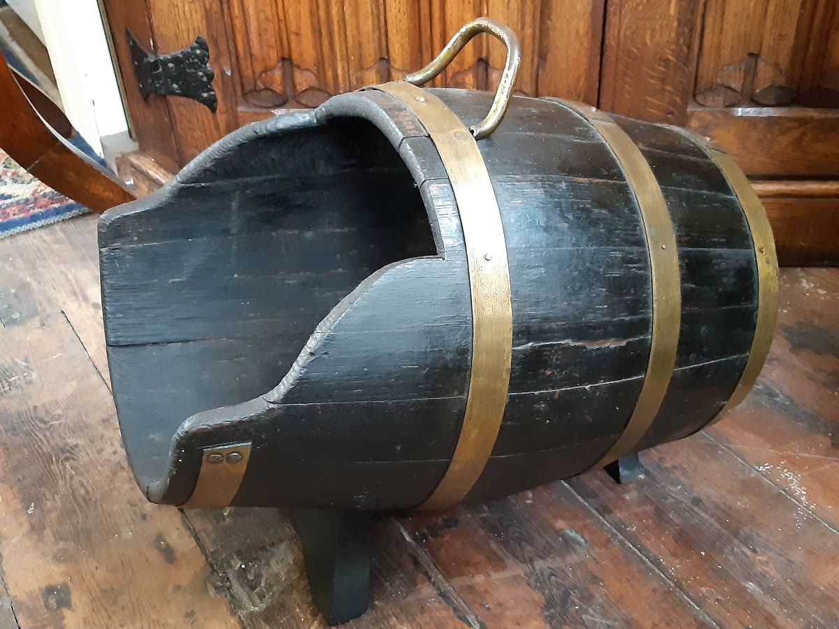 Oak, shaped, coopered coal bucket