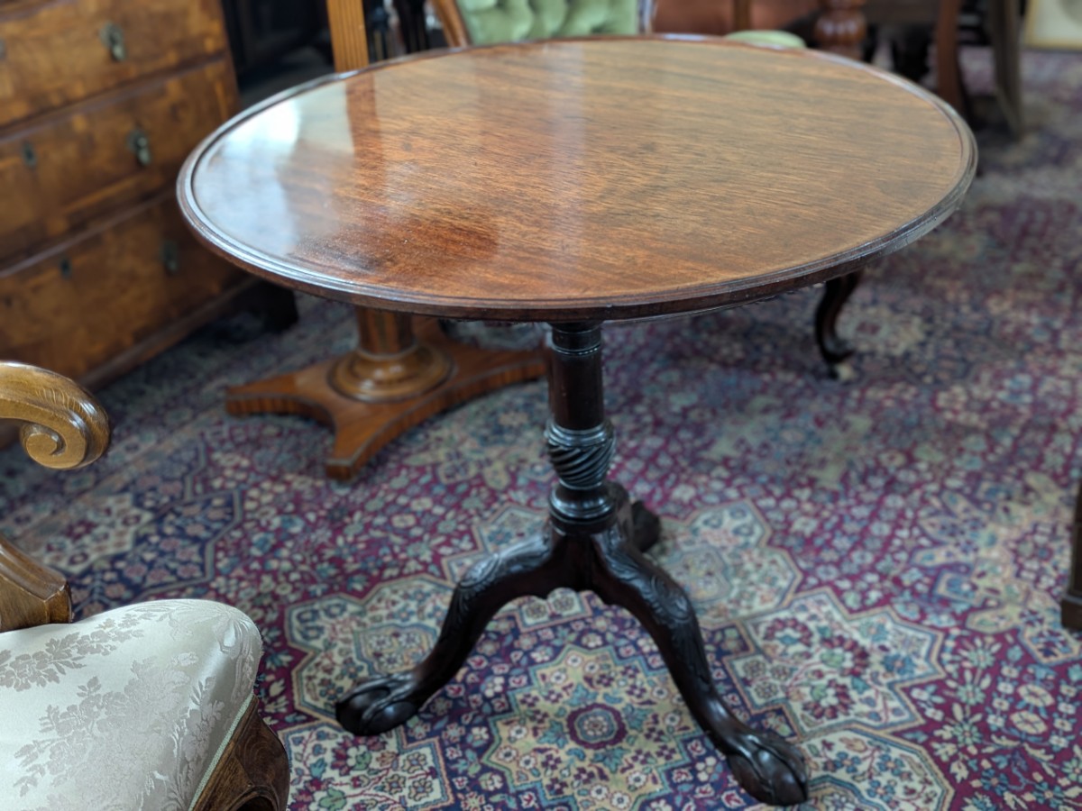 George III Circular Mahogany Dish Tilt Top Birdcage Tripod Tea Table